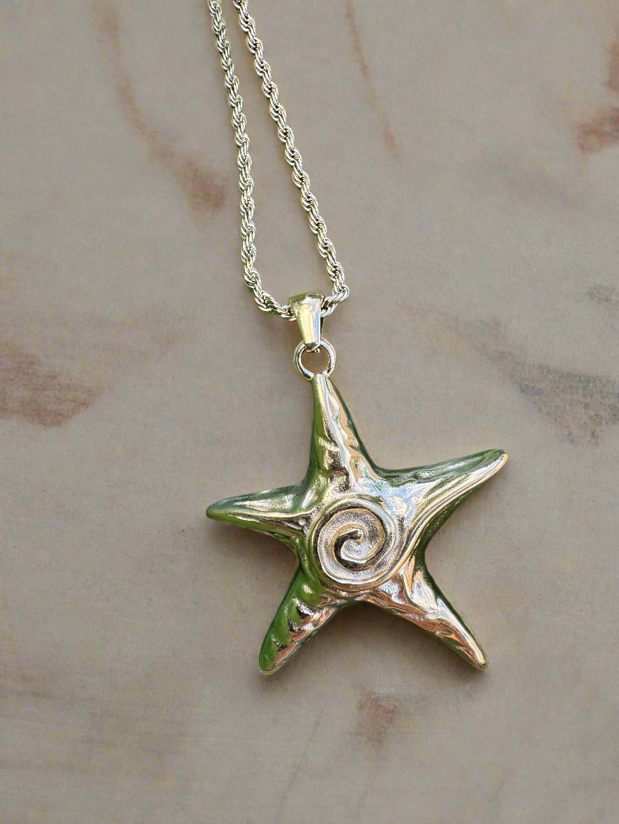 Estrella Necklace