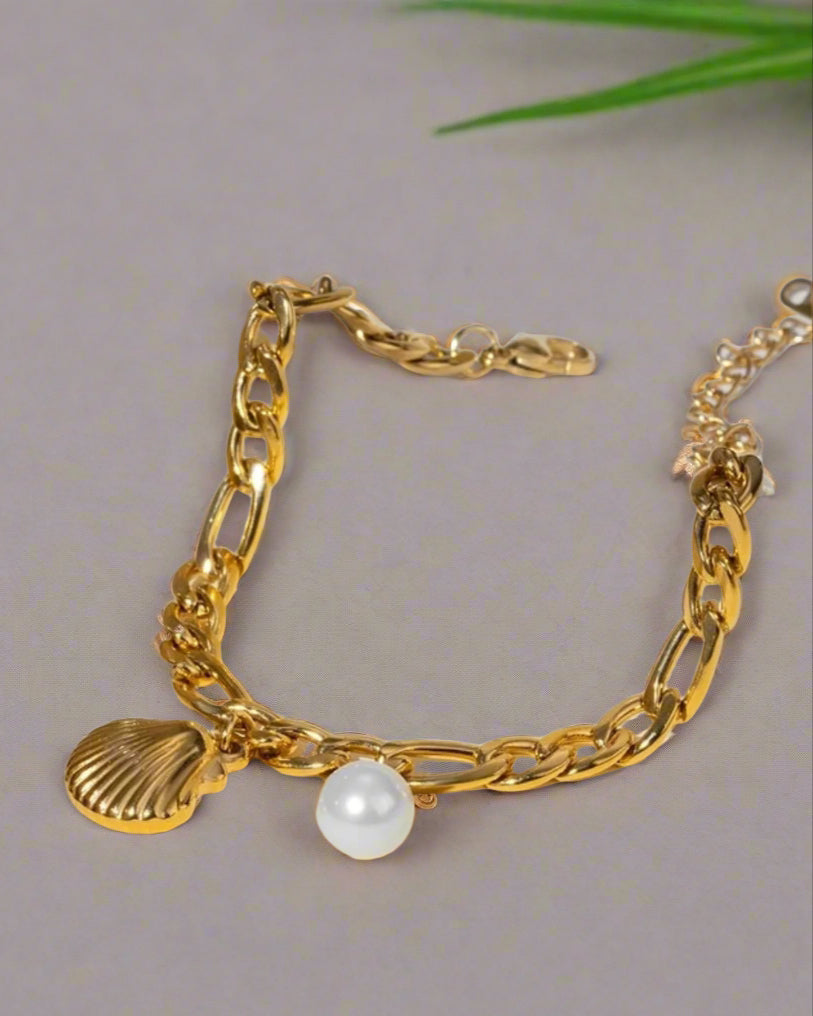 Perla Coral Bracelet