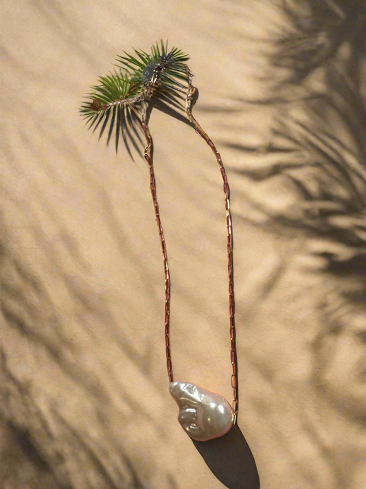 Feriado Necklace